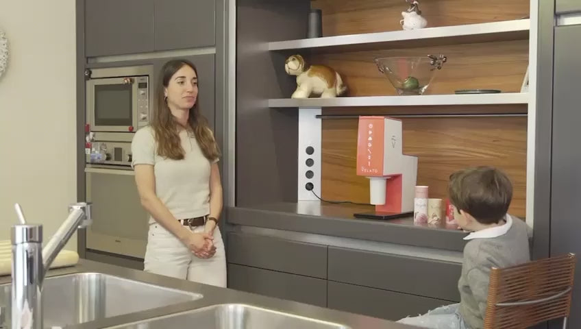 Carica il video: 